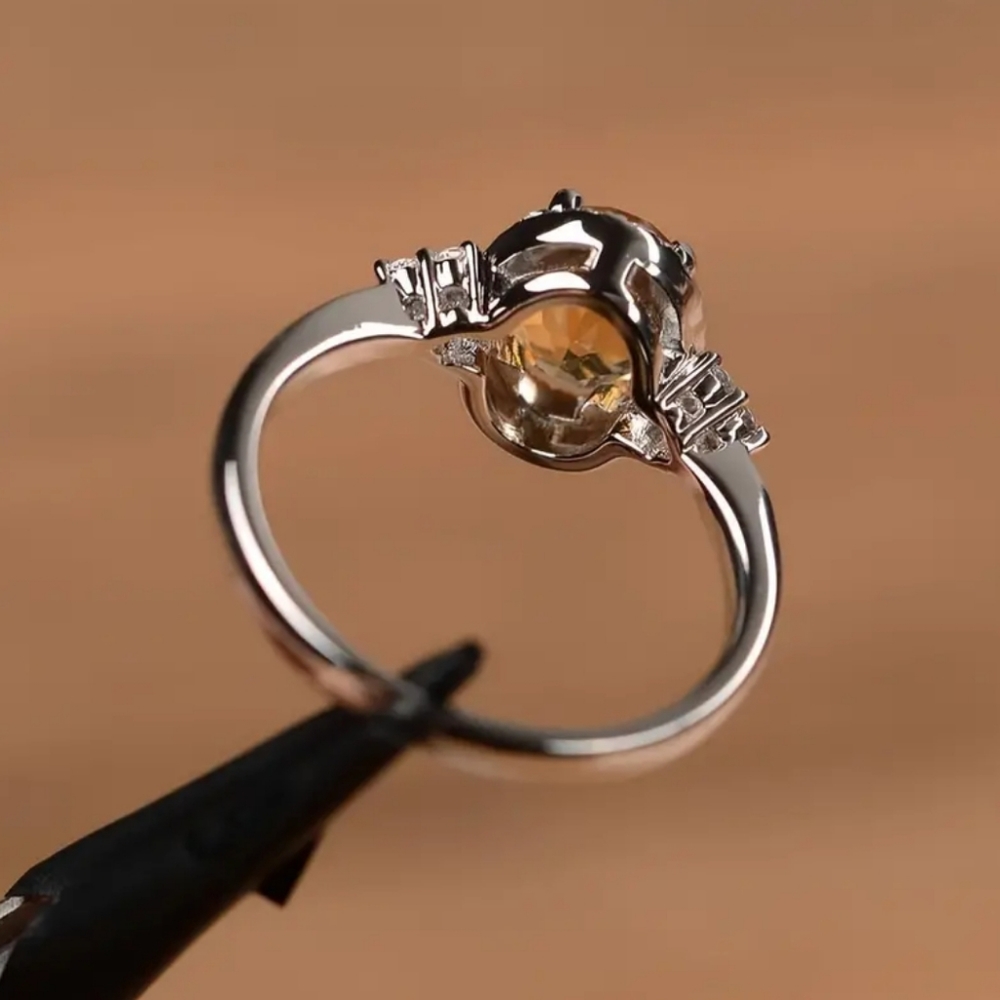 NEW Oval Yellow Cubic Zirconia Silver Ring - Picture 3 of 4